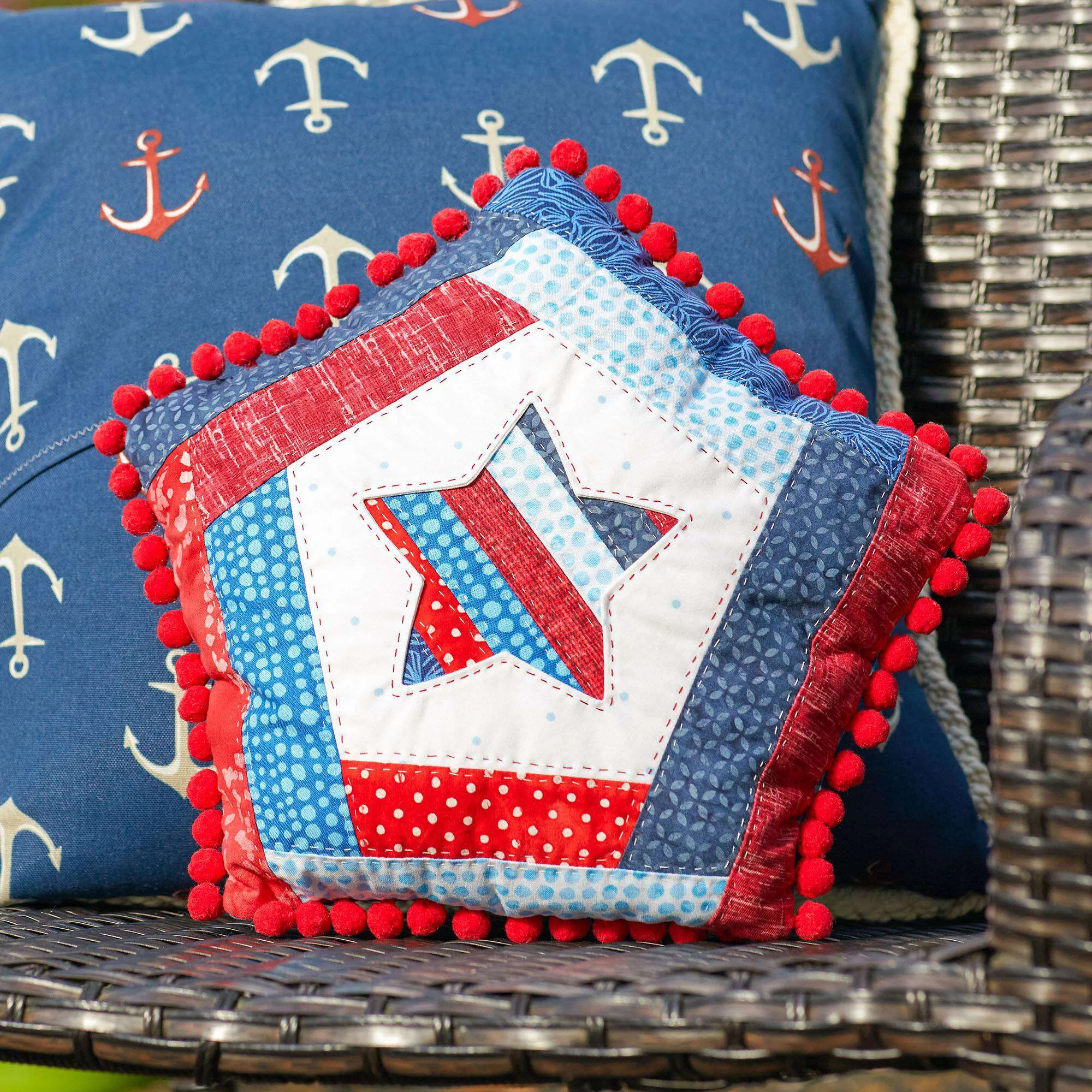 Coats & Clark Sewing Patriotic Star Pillow