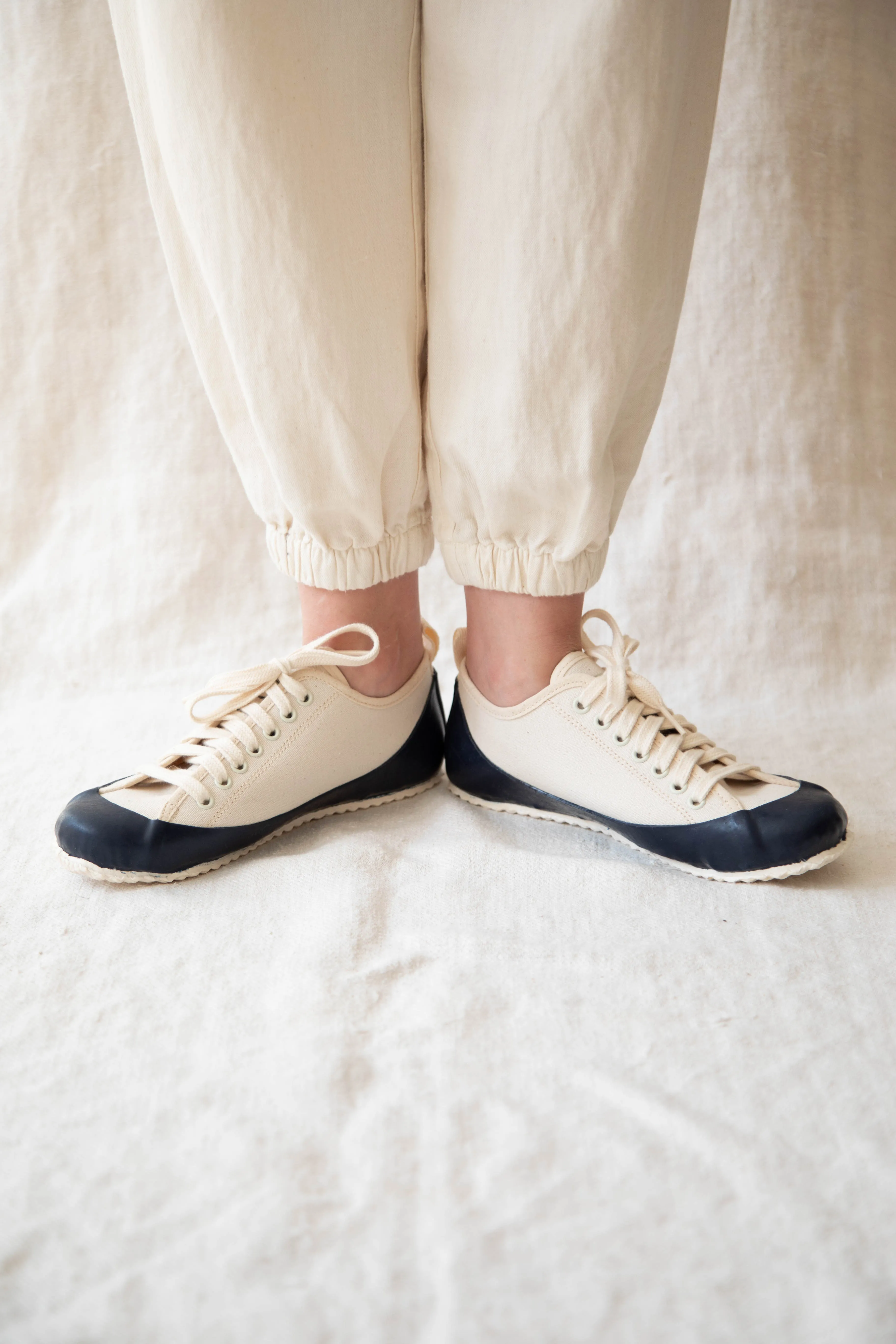 North Sea Marine Deck Shoe in Navy